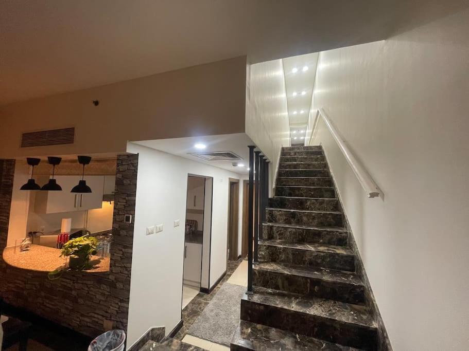 2 Floors With Pool In Porto