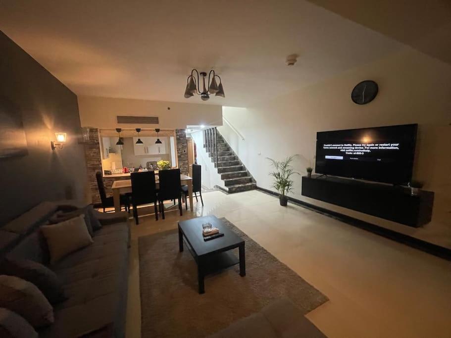 2 Floors With Pool In Porto *