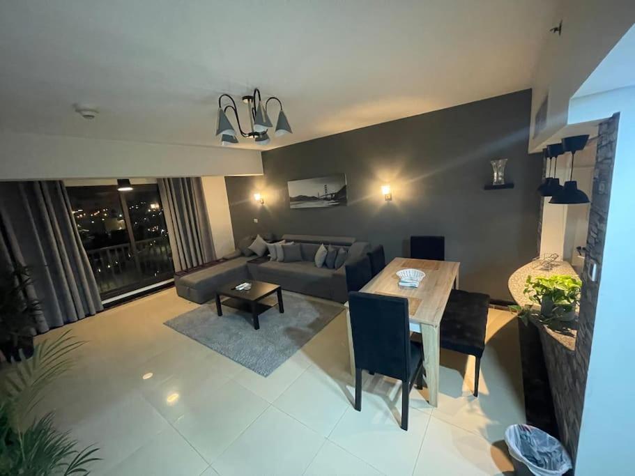 Apartment 2 Floors With Pool In Porto